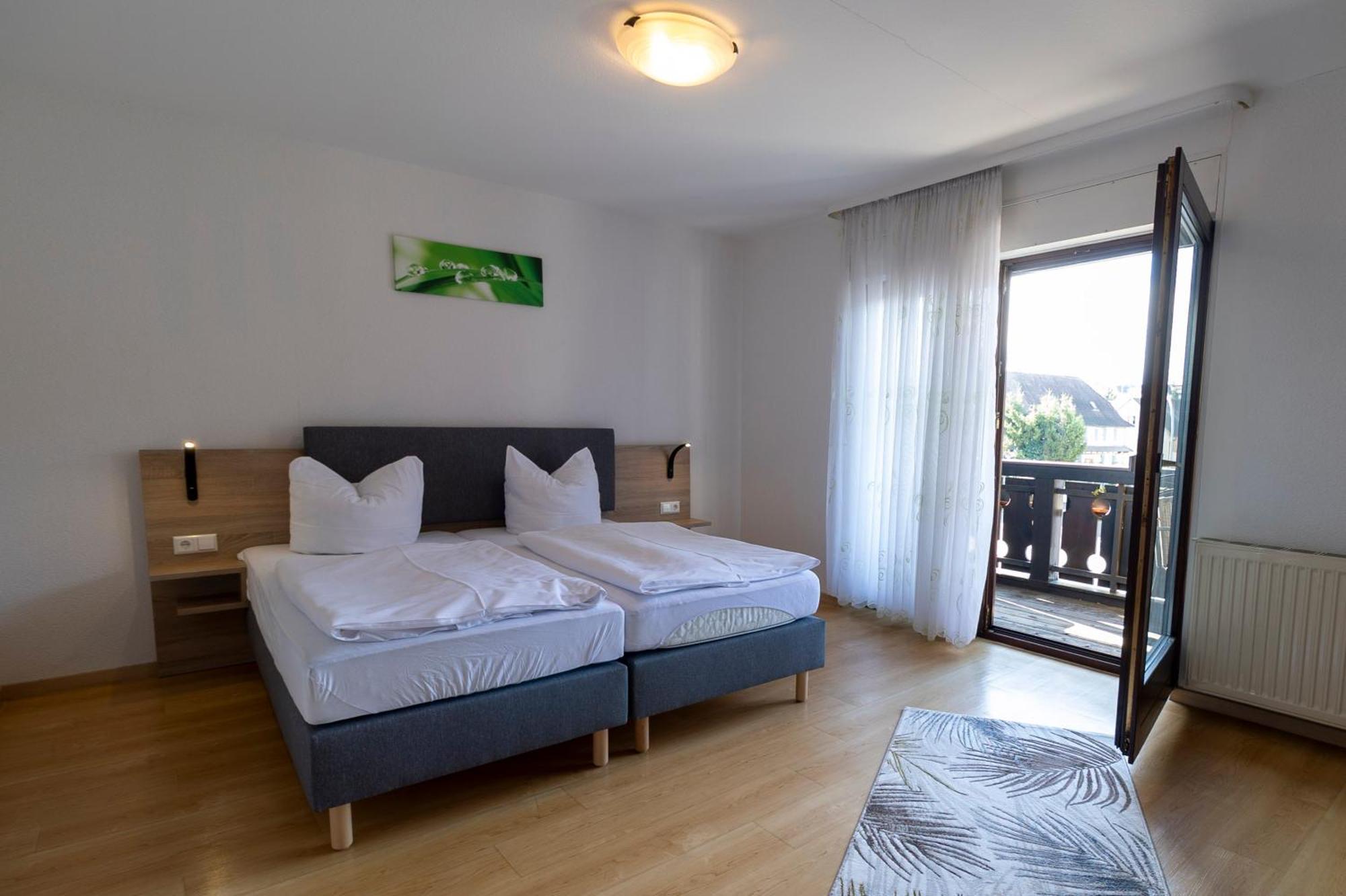 Hotel Landgasthaus Roessle Hohberg Esterno foto